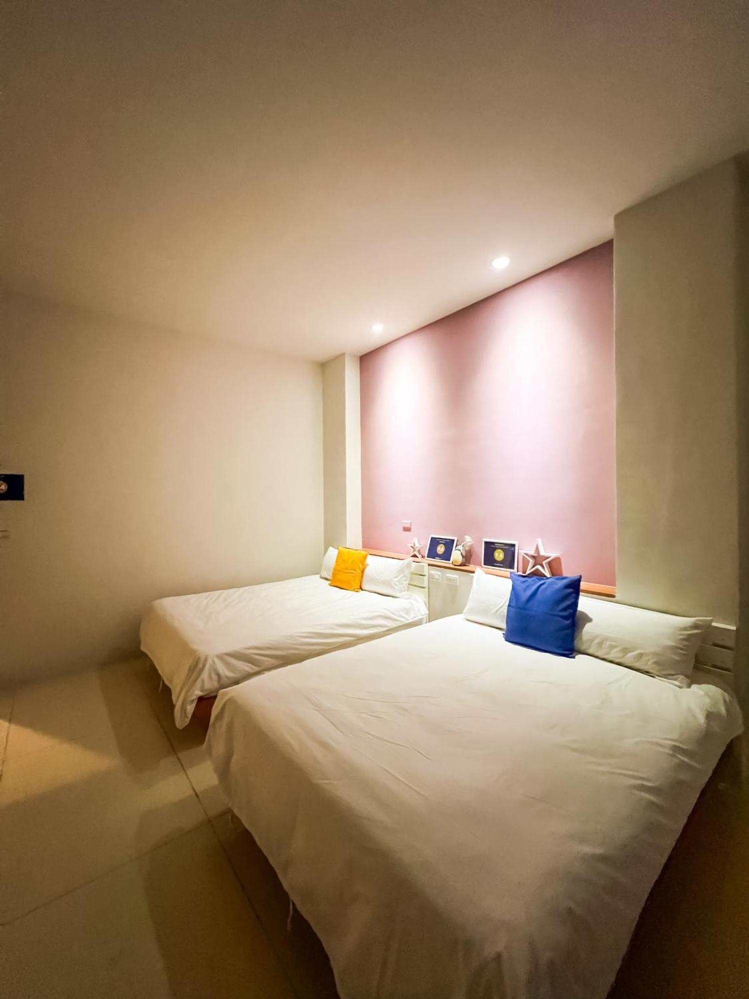 Zhuji Hostel Donggang Buitenkant foto
