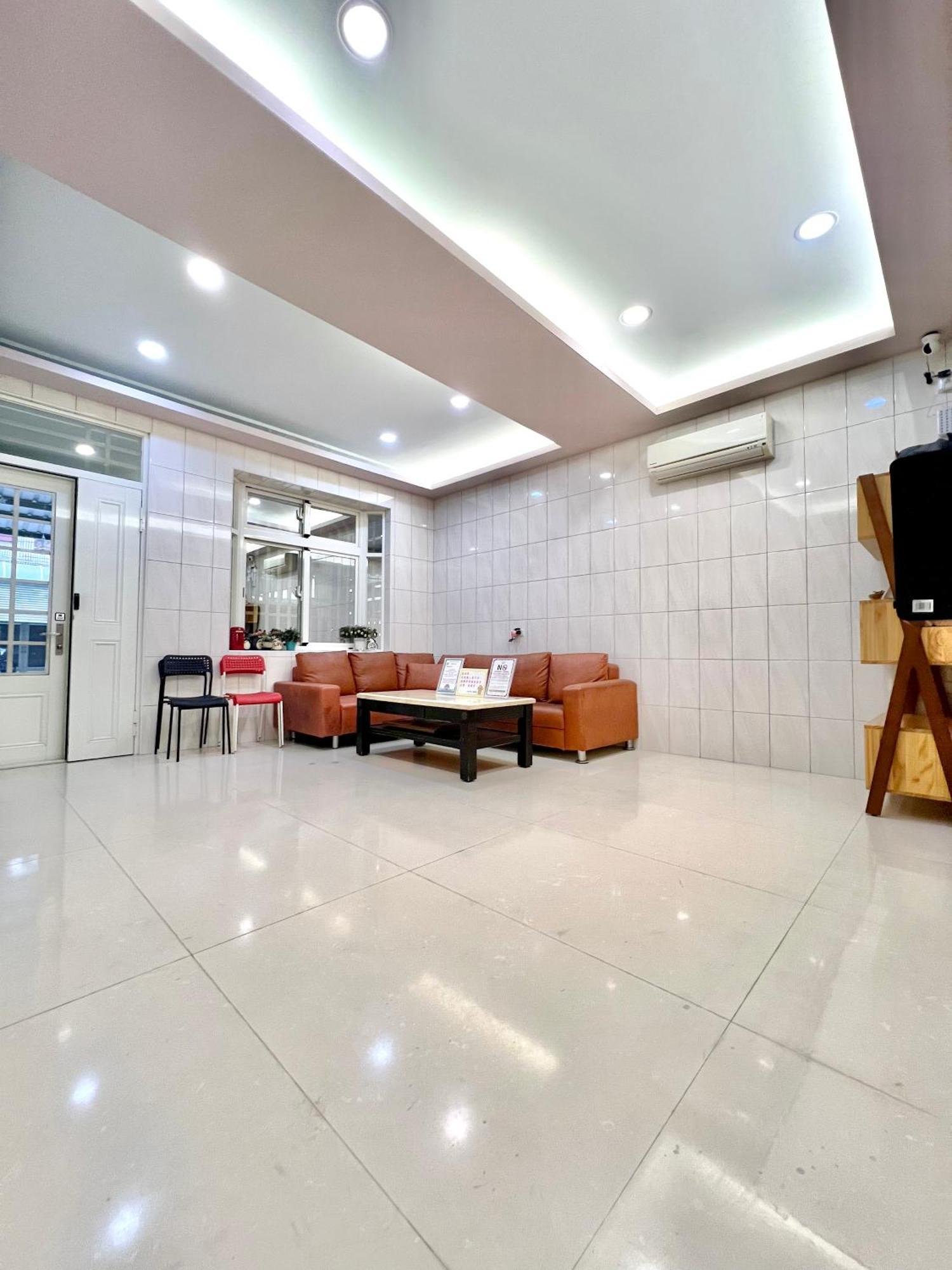 Zhuji Hostel Donggang Buitenkant foto